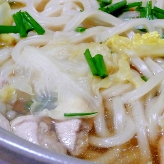 キャベツと鶏の煮込みうどん